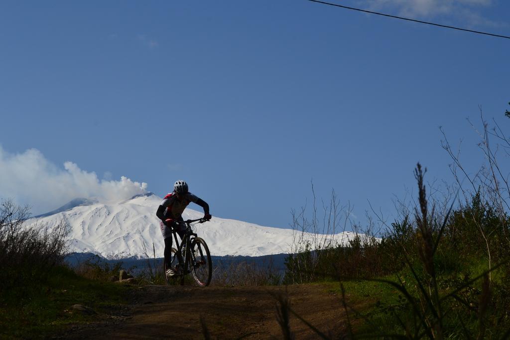 Etna Bike Holiday Zafferana Etnea Zewnętrze zdjęcie